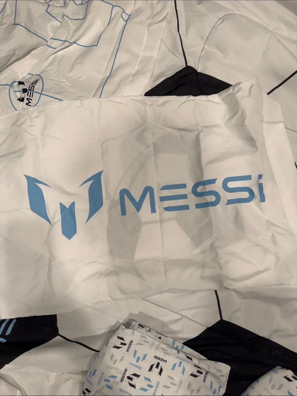 Messi Soccer Hexagon Comforter twin Set - White & Black with Light Blue Accents